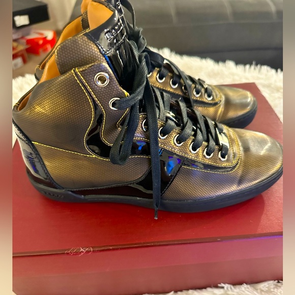 Authentic Bally Gold and Black Sneakers size 6.5 or size 8.5 in women’s - Picture 2 of 7